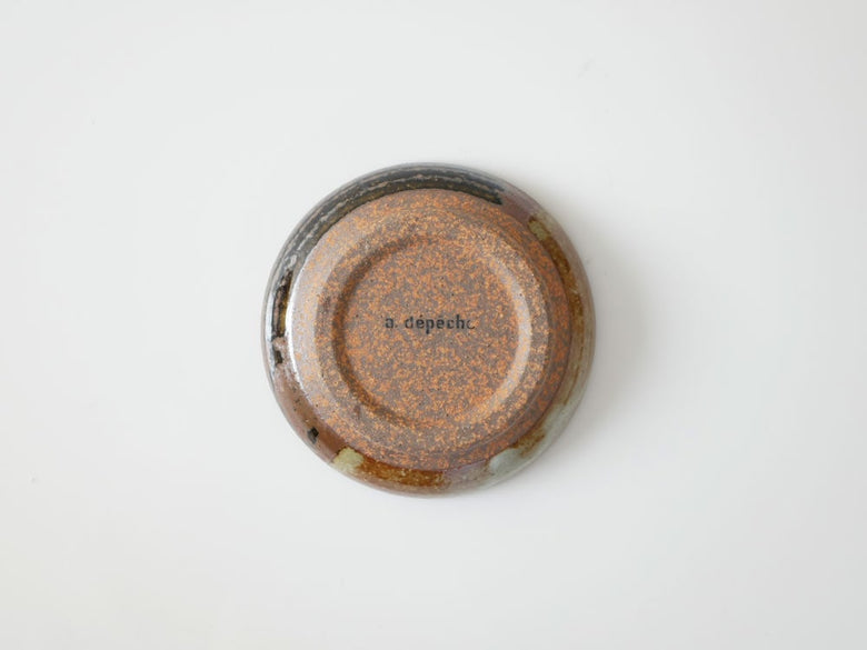 手作り陶器の豆皿と蓋