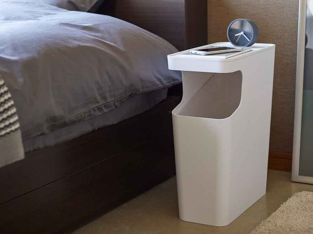 YAMAZAKIタワー型ダストボックスとサイドテーブル