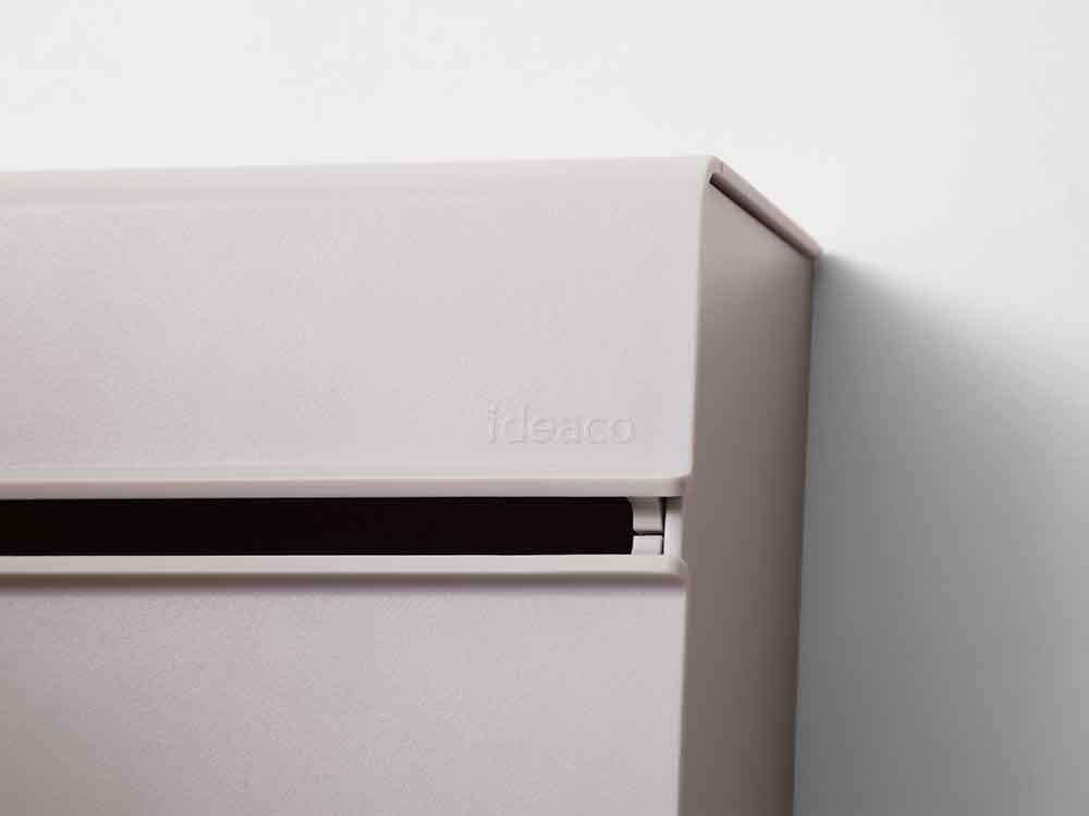 ideacoブランドのアッシュ色壁掛けペーパータオルケース