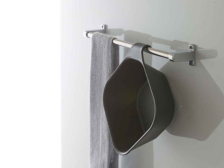 YAMAZAKIタワー銀色マグネット付きトイレットロールホルダー