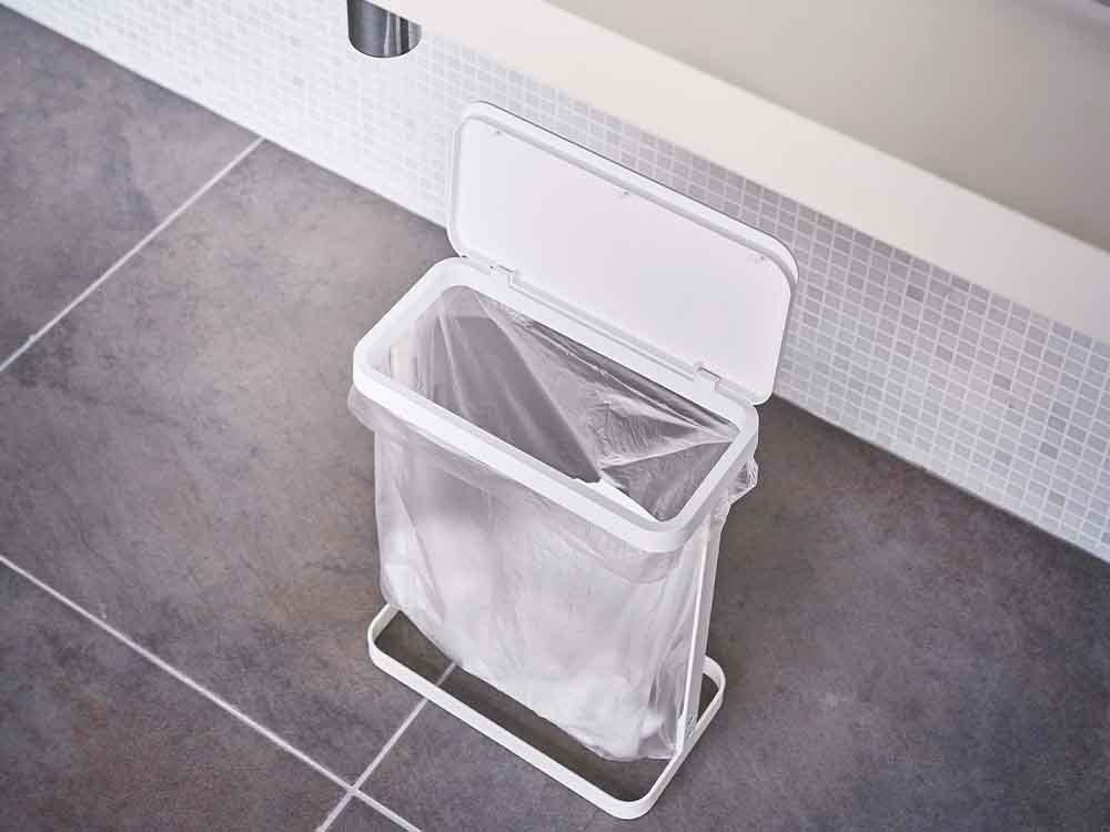 LUCE/ルーチェの銀色スチール製分別ゴミ袋ホルダー。家庭用ごみ収納コンテナ