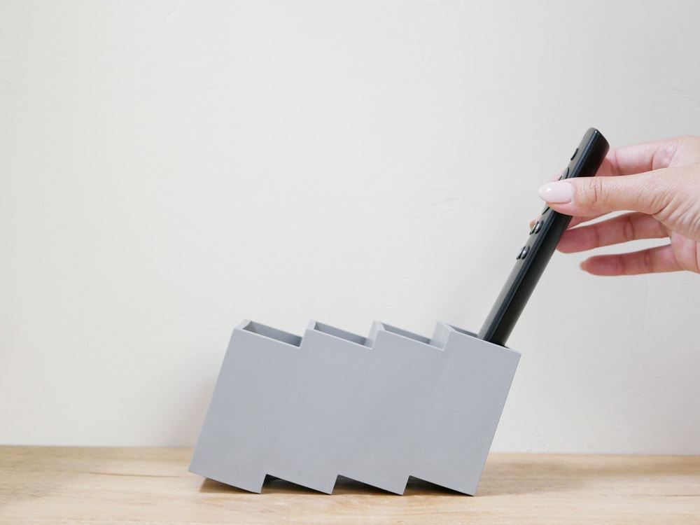 プラスディー製エラストマーリモコン収納ケース