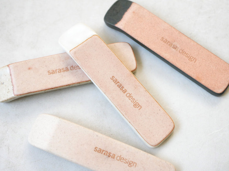 sarasa design×イブキクラフトの陶器製カトラリーレスト