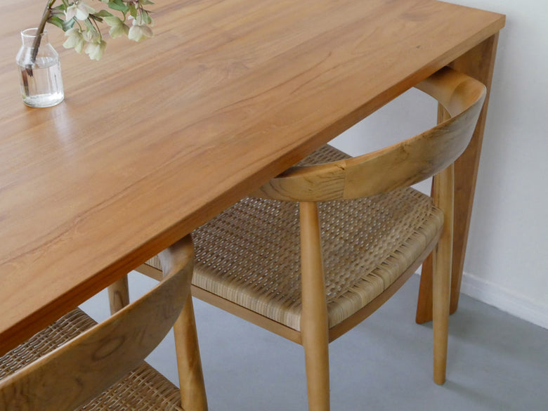 IDENTITYブランドのサンフラワーラタンチークダイニングチェア