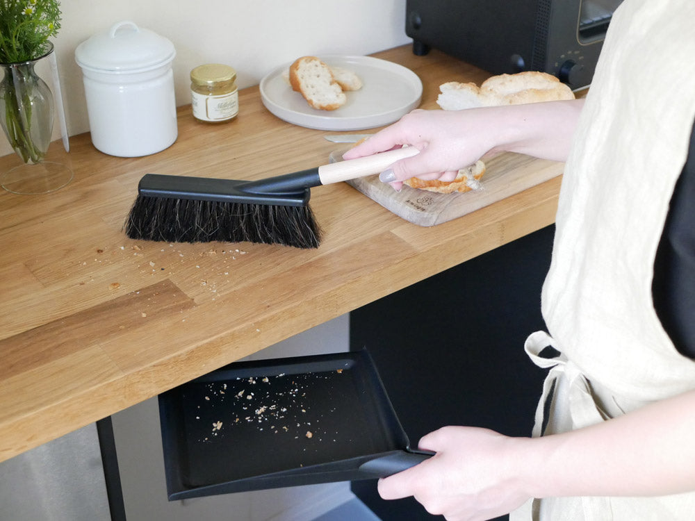 SMARTブランドのダストパンとブラシセット