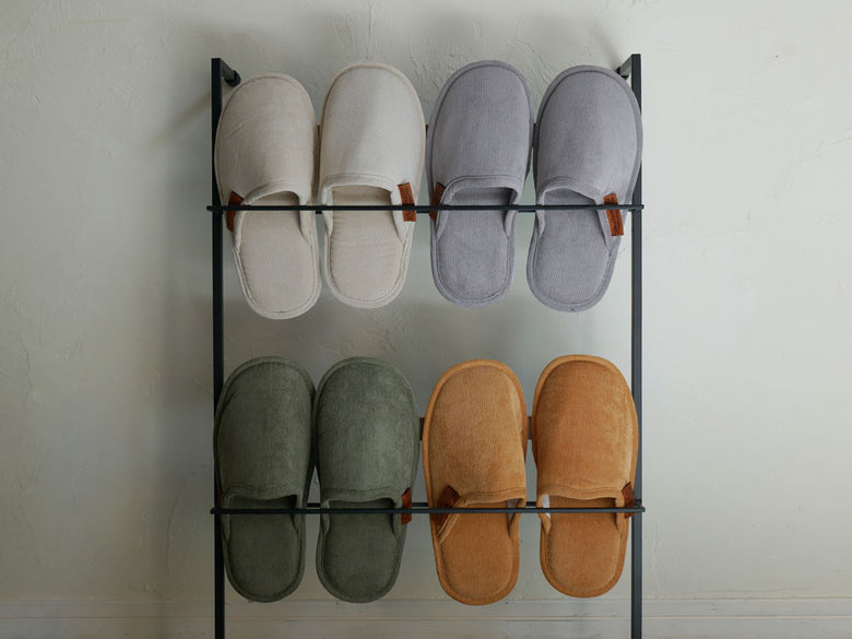 ダルトンのレディースベージュコーデュロイスリッパ