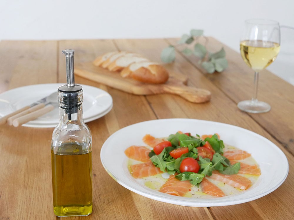 【SALUS/セイラス】カプリ オイル&ビネガージャー、ガラスとステンレス製のオリーブオイルおよびビネガー用ボトル