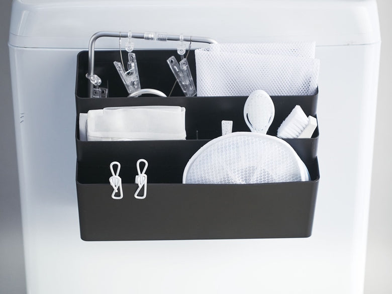 洗濯機横用銀色マグネット収納ポケット3段