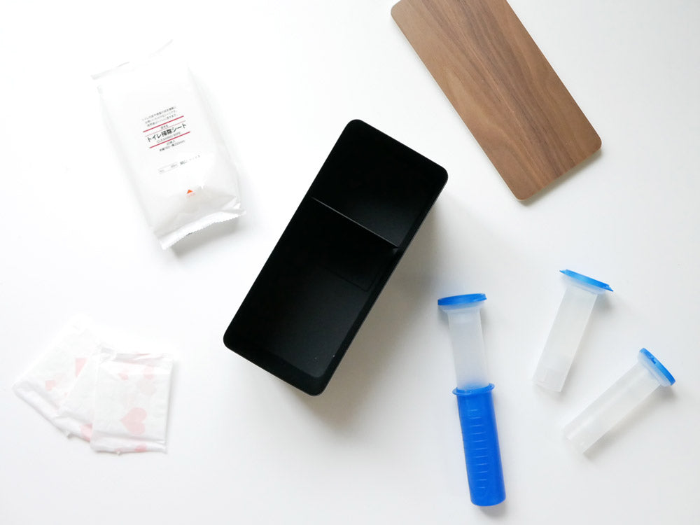 ヤマザキのスチールと木製サニタリー収納ケース