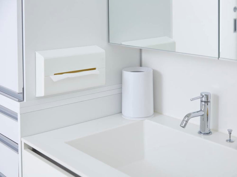 ideaco製壁掛けティッシュケース、マット仕上げの白色