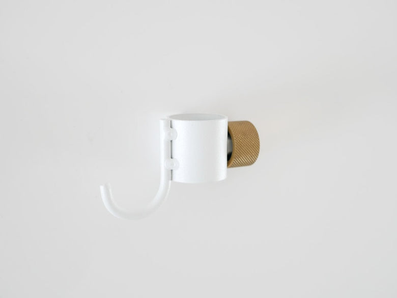 ドローアライン012 Hook A、縦設置用鉄製フック