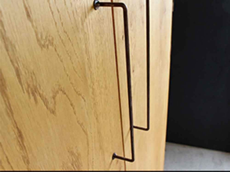 adepecheアデペシュのオーク無垢2ドアワードローブ