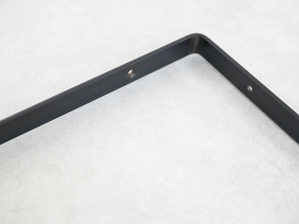 ポッシュリビングの黒皮鉄製ミルスケールシェルフブラケット