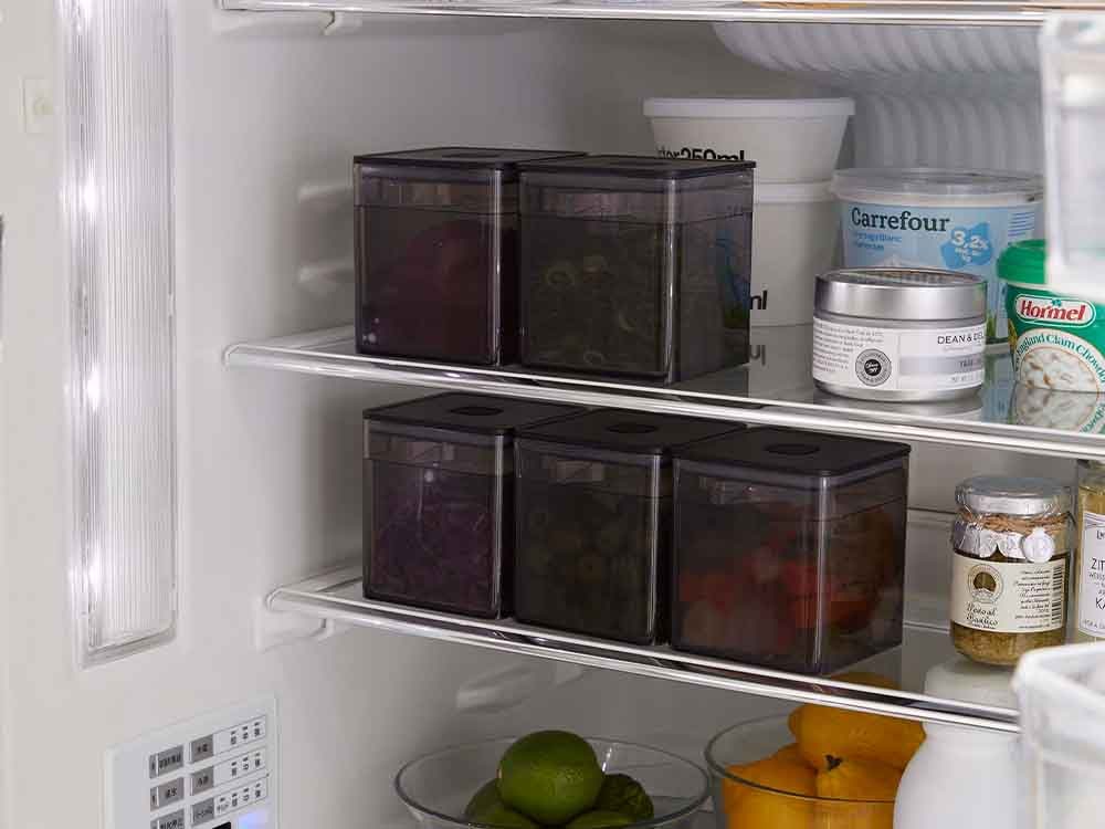 YAMAZAKI/towerのトング付き密閉保存容器