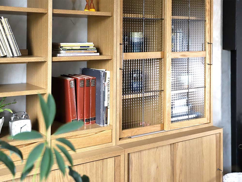 adepecheのオーク木製ブックケース、ガラスドア付き