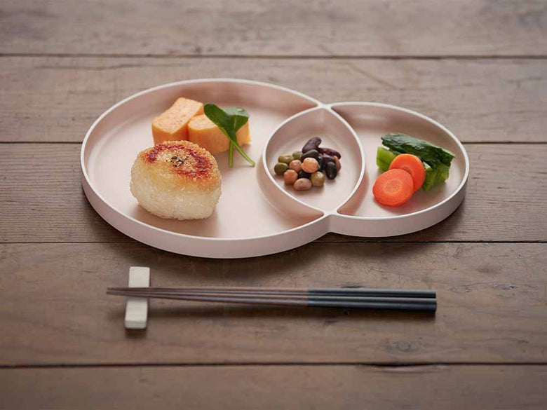 【tak./タック】アッシュコンセプトのモーニングプレートと箸