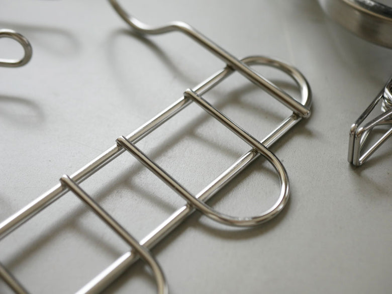 下村企販のステンレス製10連ハンガー