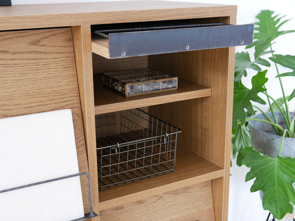 アデペシュcadealレコードラック 木と鉄のデザイン