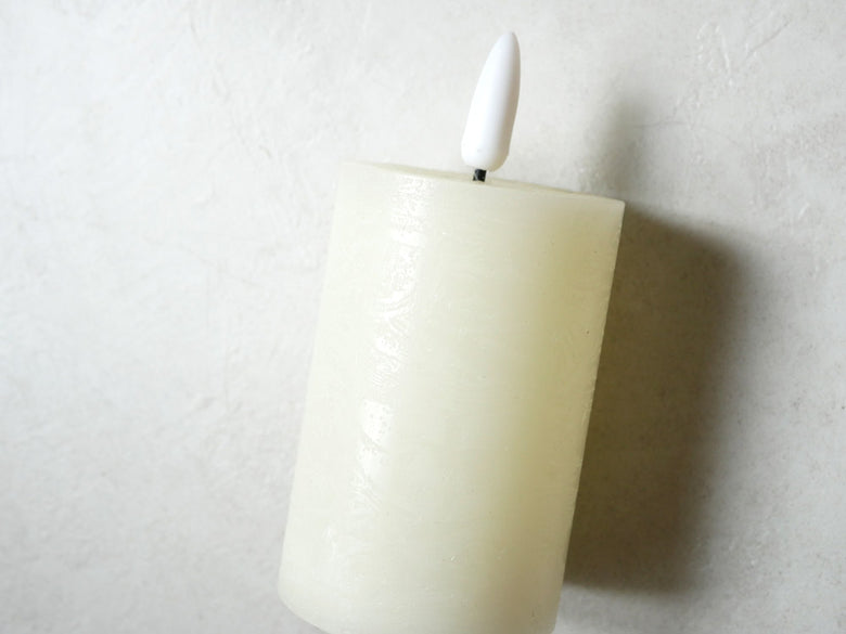 Horn PleaseブランドのハンドメイドLEDライトキャンドル、様々なサイズとデザインでデザインボックス入り