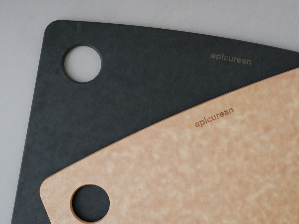 エピキュリアンの木目調デザインカッティングボード