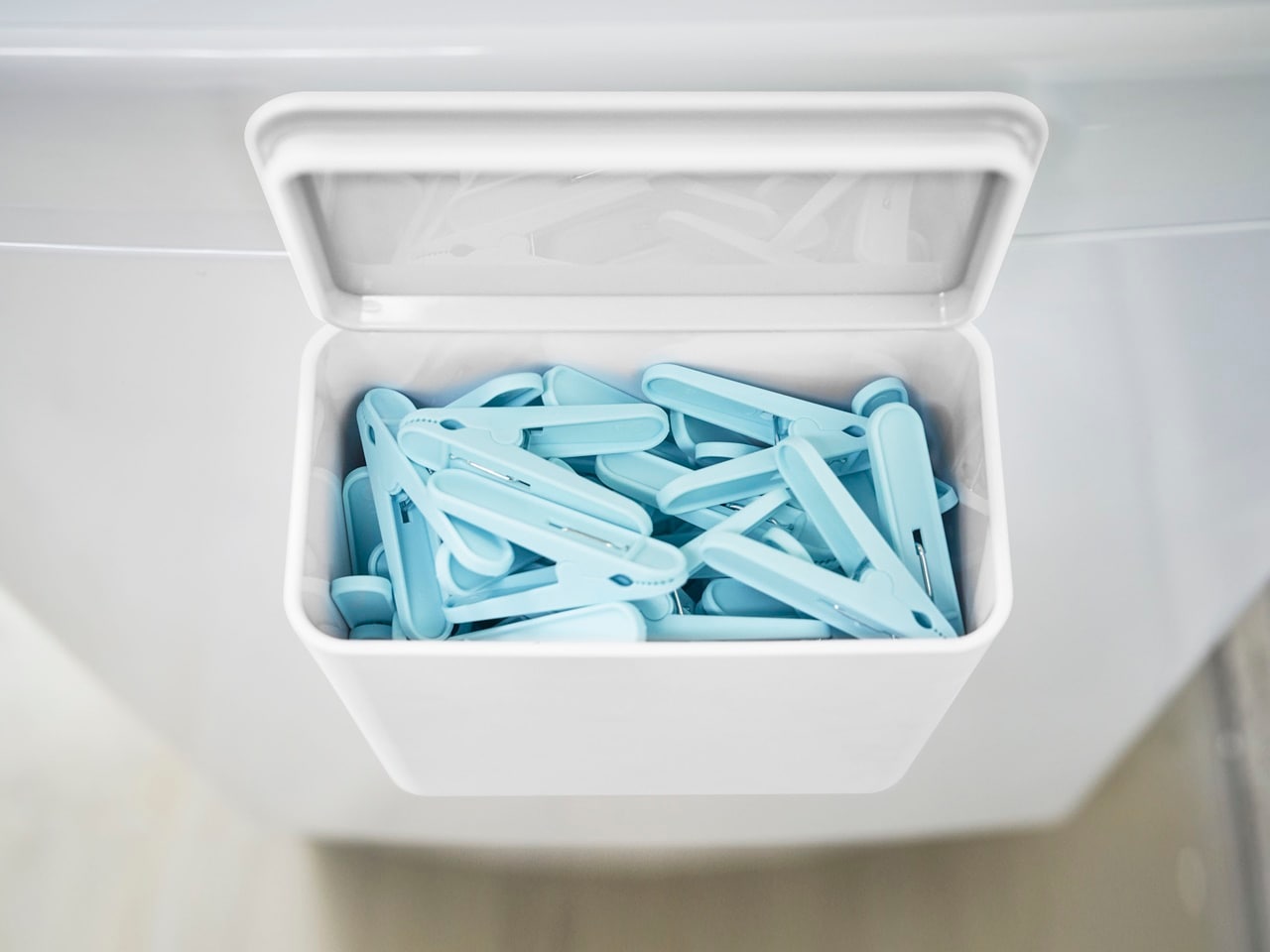 タワー マグネット洗濯洗剤ボールストッカー