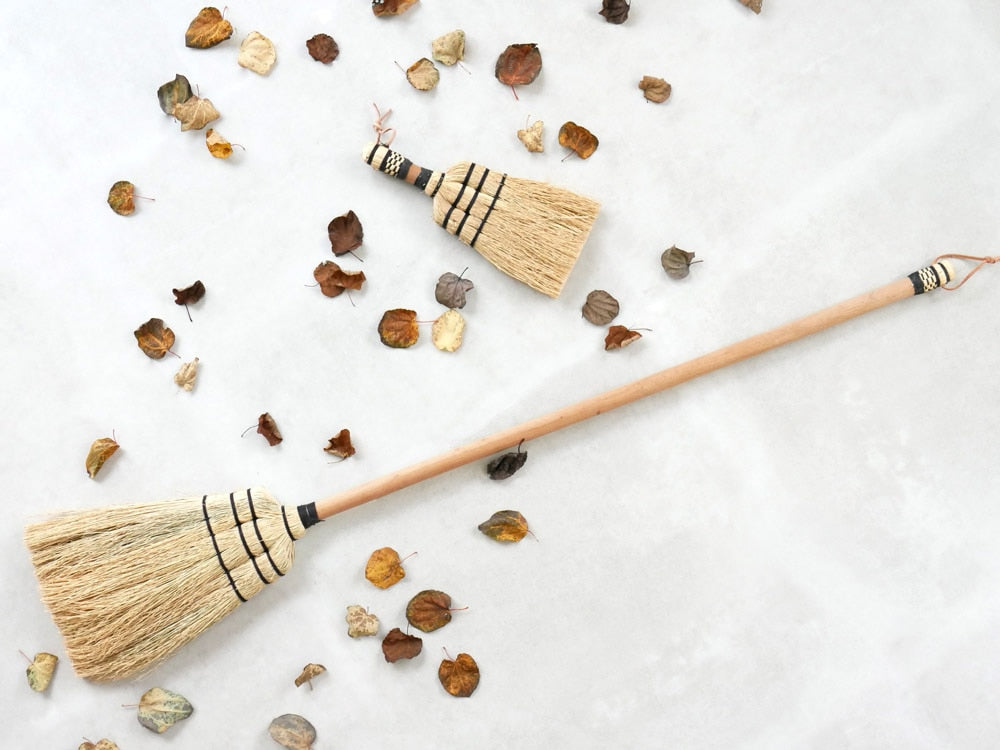 ポッシュリビングの木製天然素材ブラシブルーム