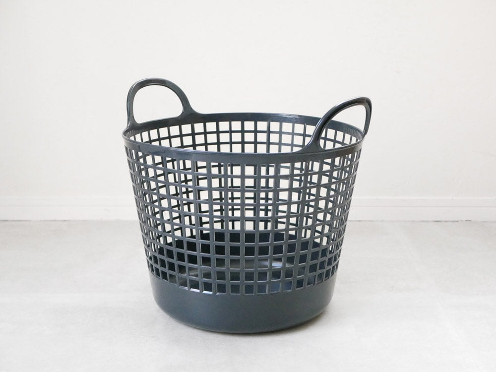 グレーの2段メッシュ収納バスケット
