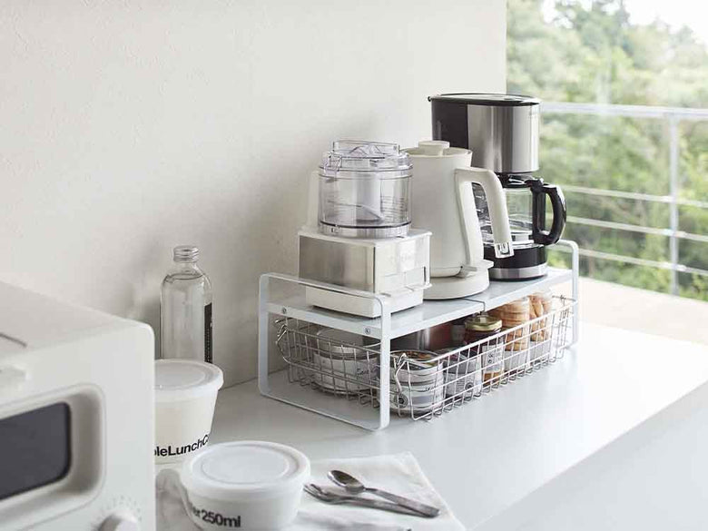 YAMAZAKI/towerの銀色2段伸縮収納ラック