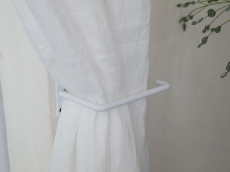 POSH LIVINGの白色マルチハンガー