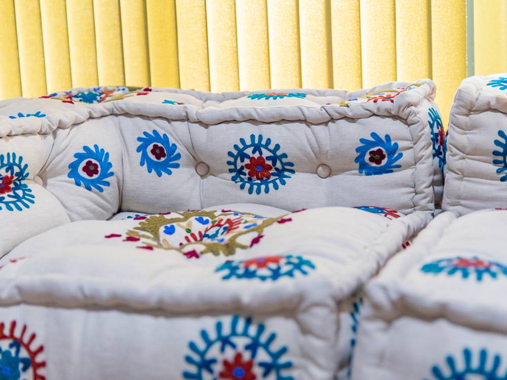 a.depecheのパターンクッション