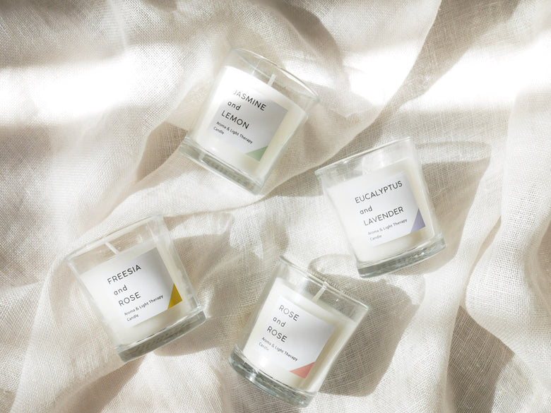 カメヤマキャンドルウォーマーランプミニとキャンドルの写真