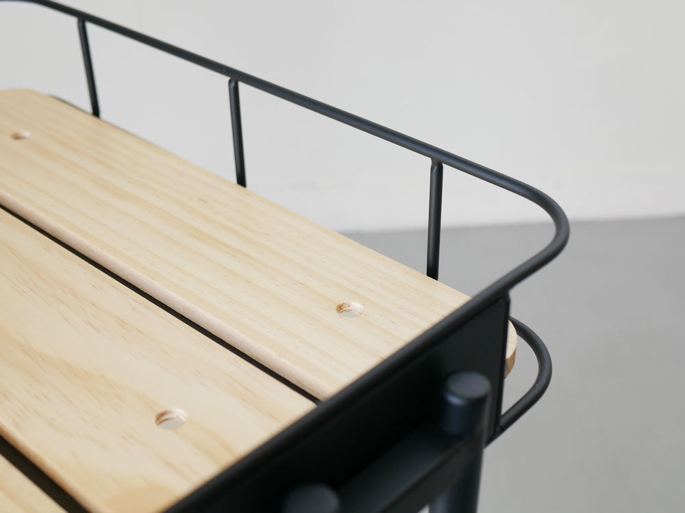 BY CAGEのスチール製多段マルチラック