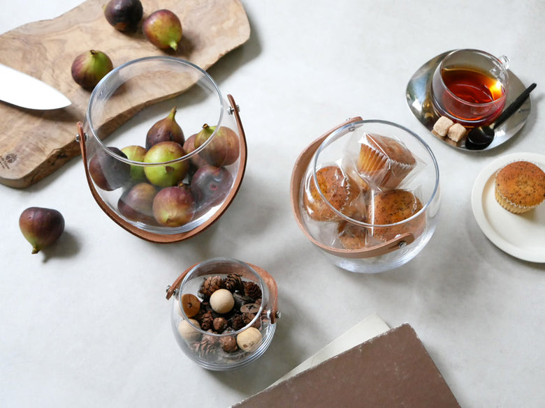 ホルムガードの吹きガラスとステンレス製デザインライトポット