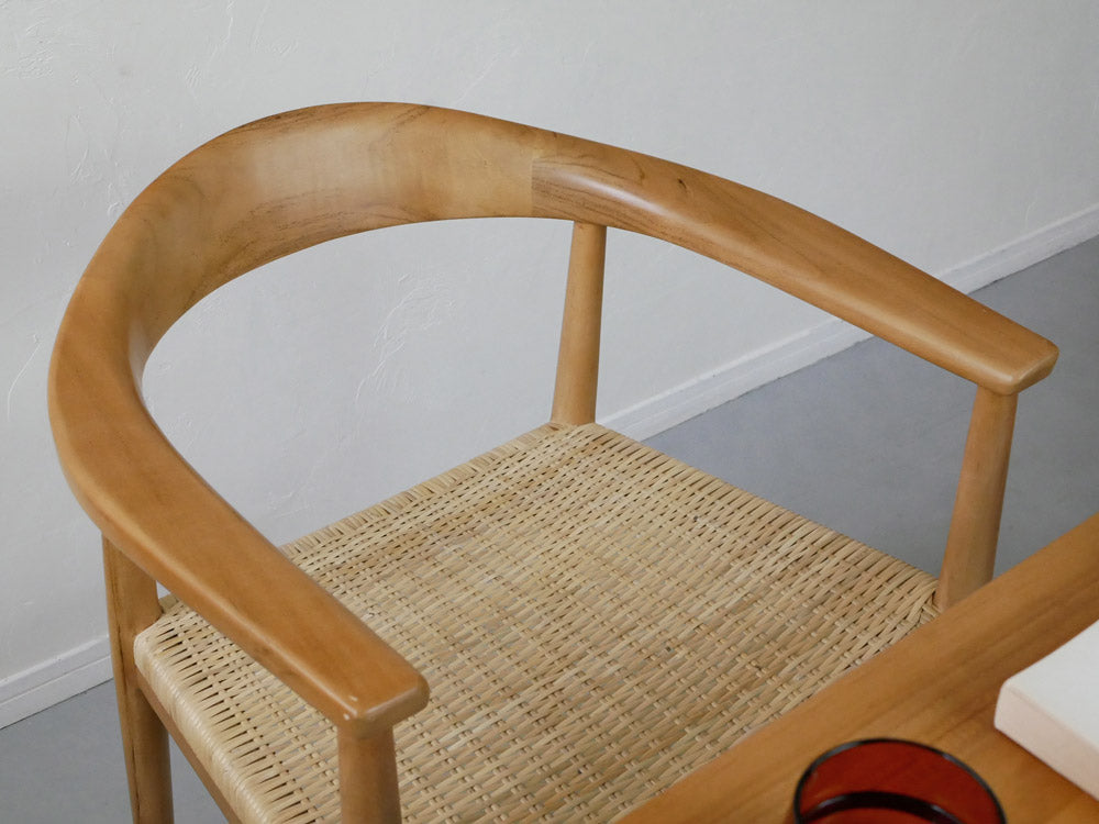 サンフラワーラタンのIDENTITYチークダイニングチェア