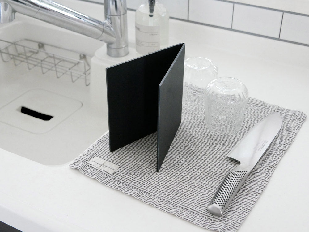 W150×D3×H300mmのカッティングマット