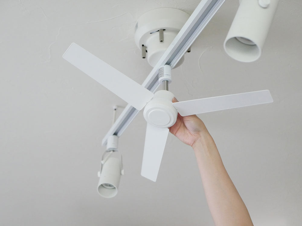 BRIDブランドのダクトレール専用DCプラスファン Φ50、直径50cm、ABSとポリカーネート製