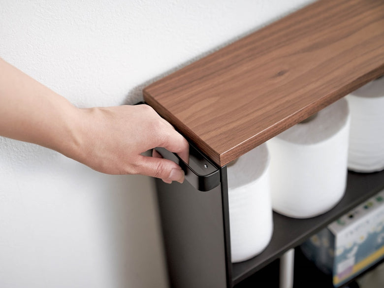 ヤマザキのハンドル付きスリムトイレラック