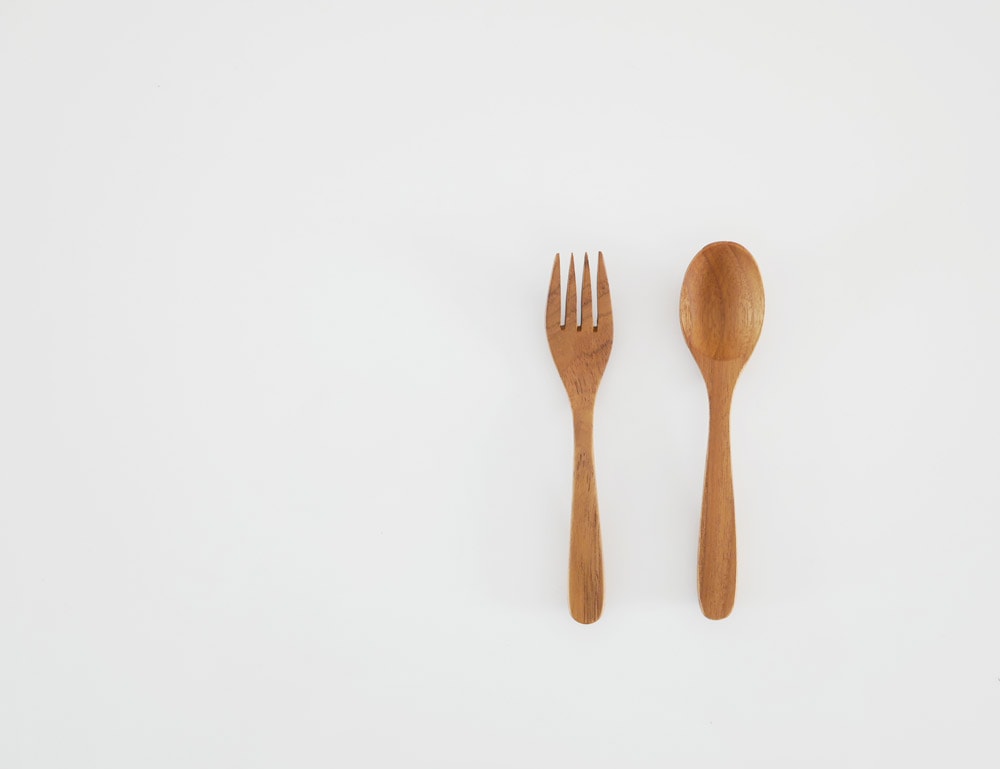 ホーンプリーズのティークウッドカトラリーセット