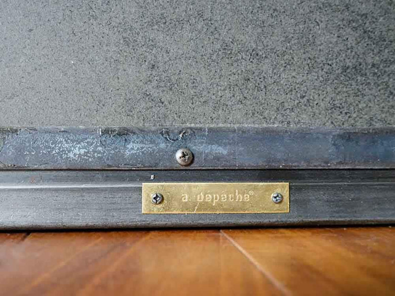 adepecheの銀色スチールミラー