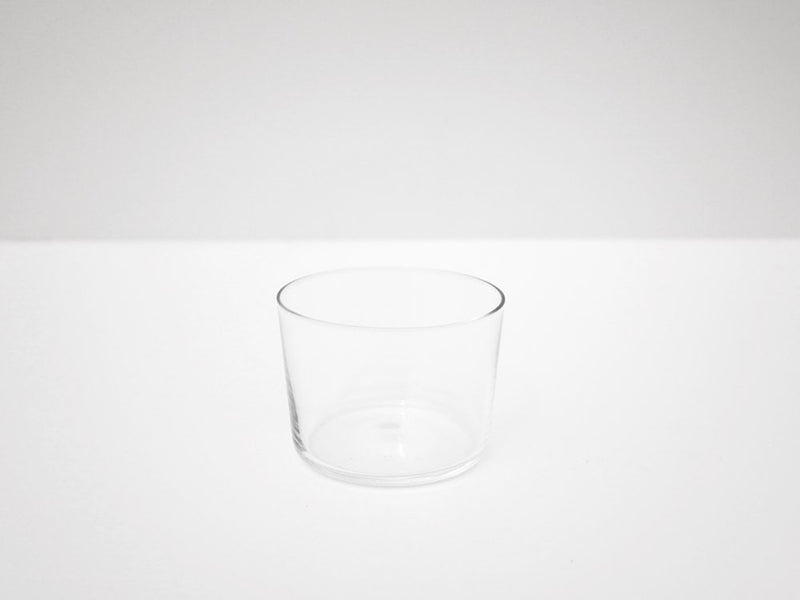 木村硝子店センプレデザインのソバ ロックグラス、透明なソーダガラス製で230ccと360ccの2サイズが揃った高球グラス