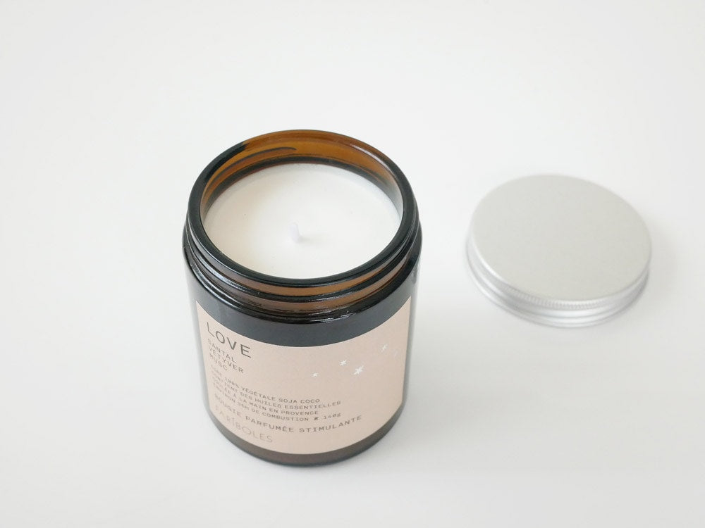 FARIBOLESアロマキャンドル140gの商品パッケージ