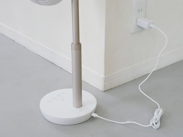 スリーアップ充電式スマートデザインファン