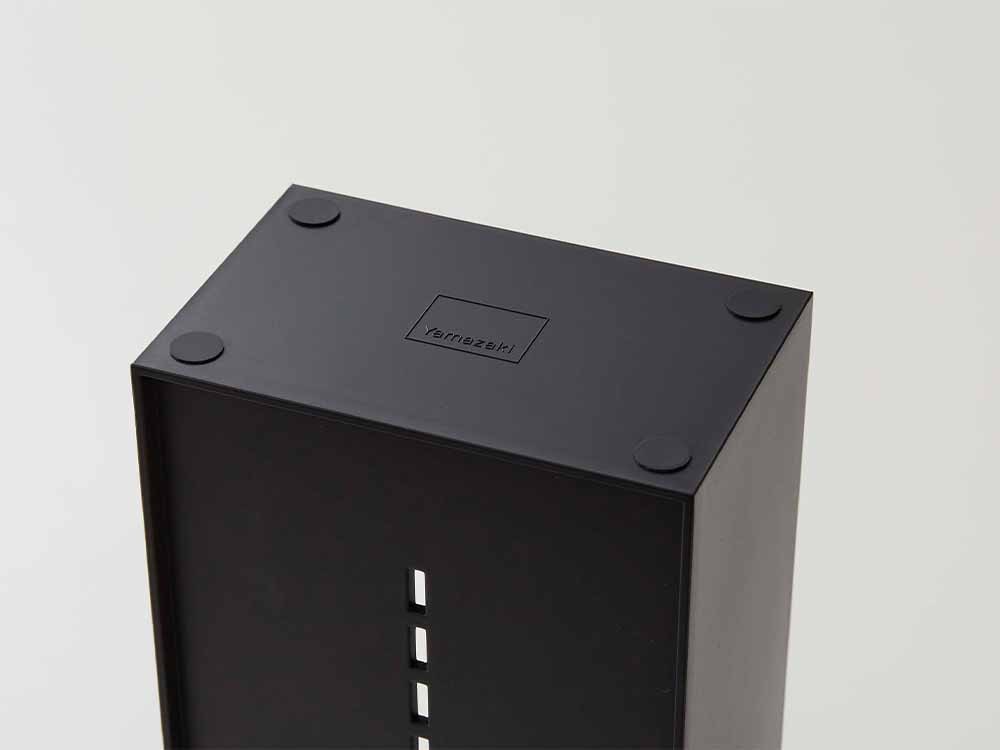 ヤマザキタワー4段コスメ収納ケースと他収納ボックス