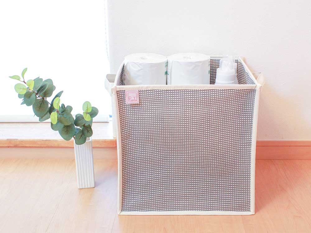 ピアットのメッシュ製持ち手付き収納バスケット