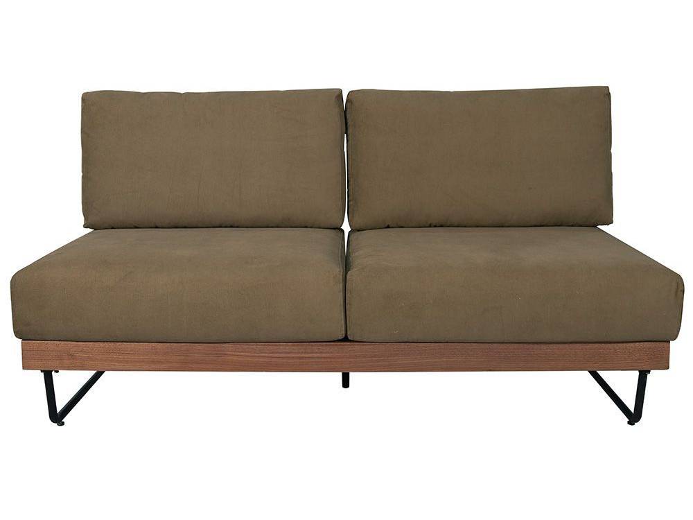 アデペシュのウォルナット製ウェルメソファとクッション