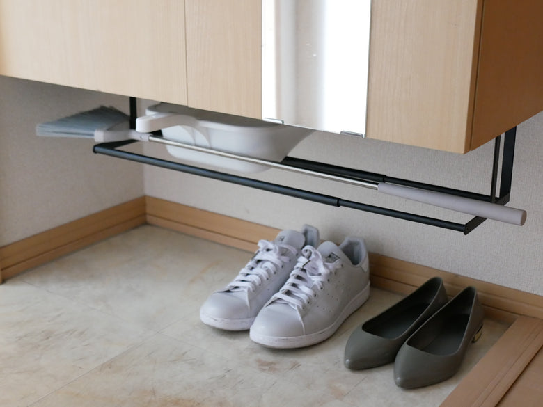 ヤマザキタワー浮かせる伸縮シューズラックの画像