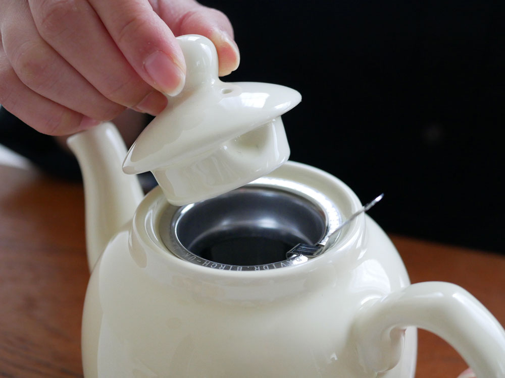 【London Pottery/ロンドンポタリ—】ティーポット 2カップ