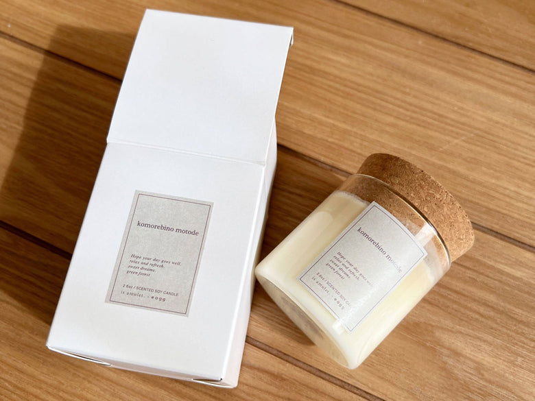 is amuletのアロマキャンドル、ガラス容器とコルク蓋