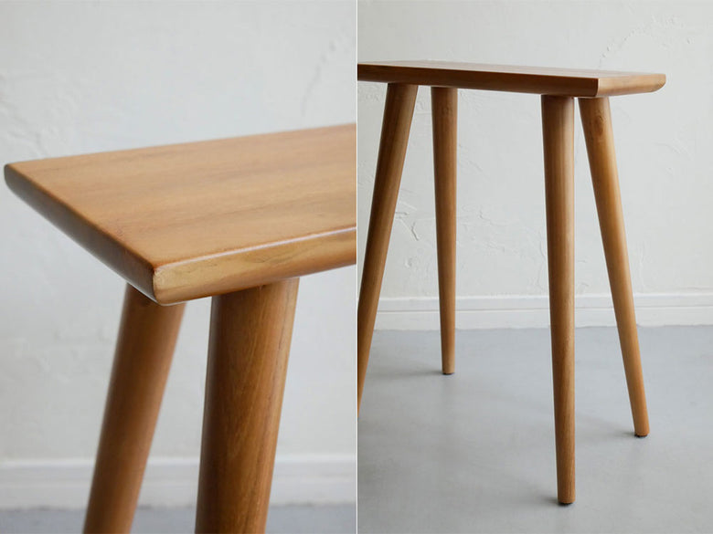 Comore Sunのチーク製スツール