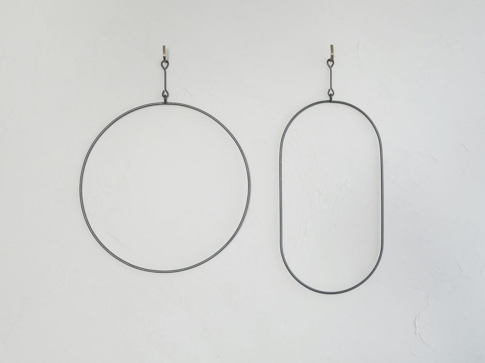 ホーンプリーズMADEのアイアンデコレートリース